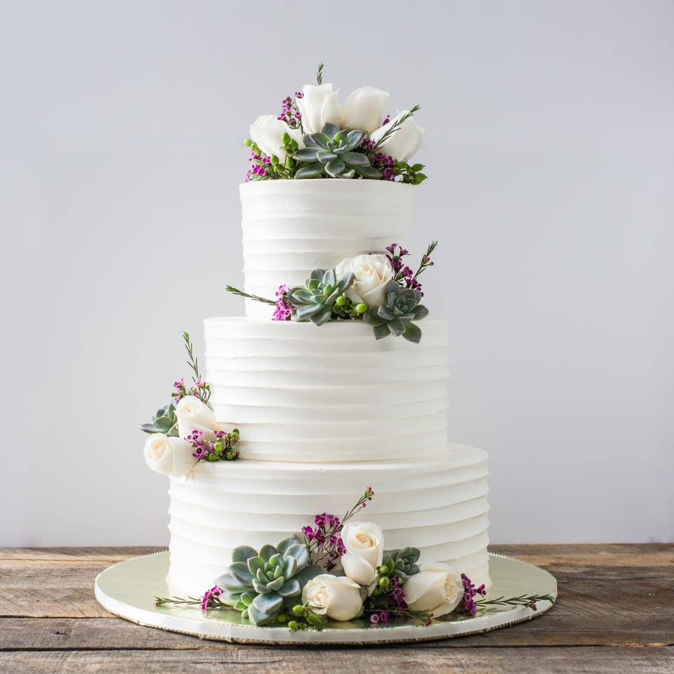 Arizona's Premier Bakery for Custom Wedding Cakes