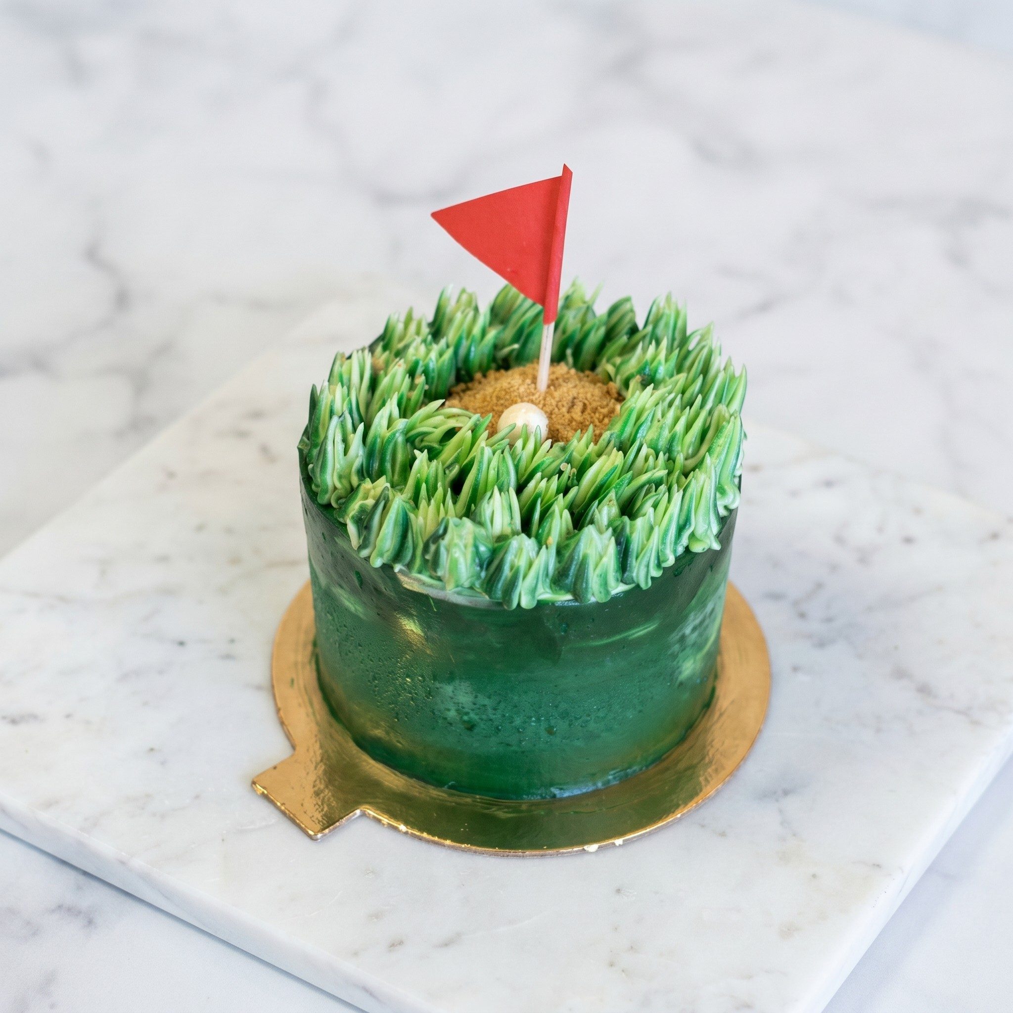 Individual Strawberry Bavarian Golf Cake – Father’s Day Dessert.