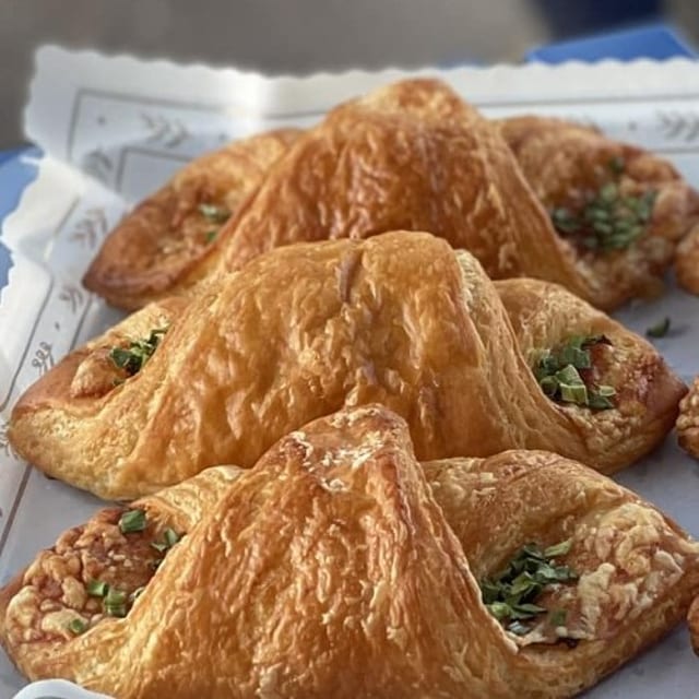 1 Ham and Swiss Croissant.