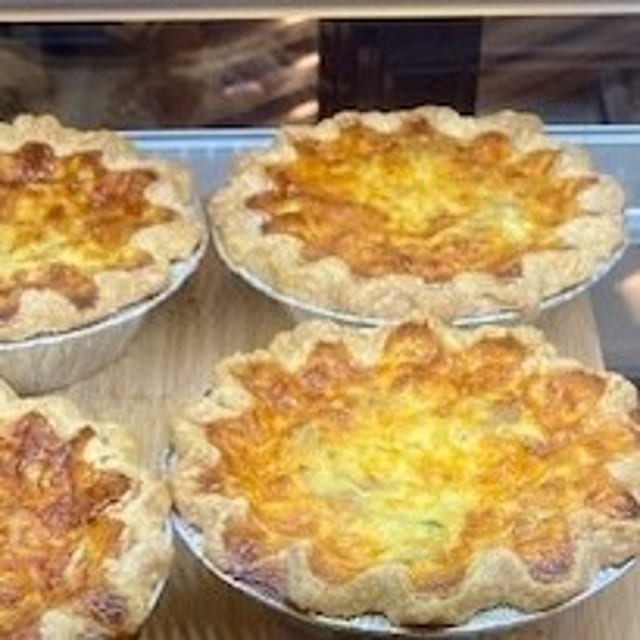 Quiche Lorraine (Bacon, Onion, Gruyère Cheese) -5" Individual serving.